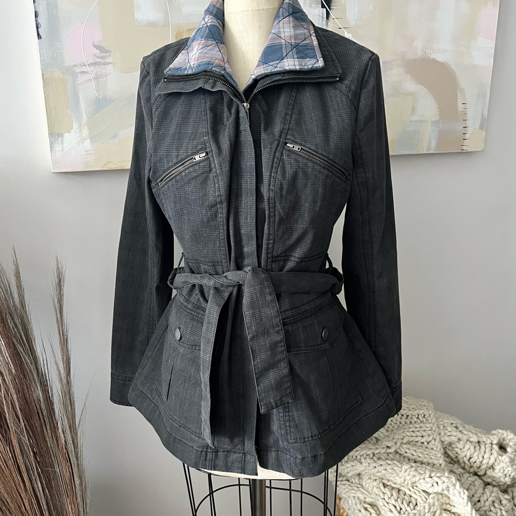 Peruvian Connection Zip Front Tie Waist Grey Plaid Jacket Women’s 6 Or Small